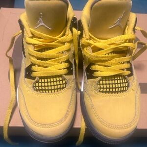 Jordan 4